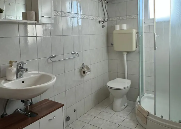 Prgin Krizan Apartment Primosten